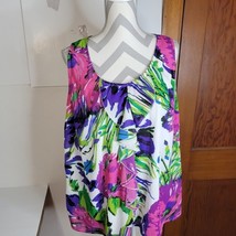 Womans Lane Bryant Sleeveless Floral Print Ruffled front top Size 16 - £18.16 GBP