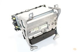 2006-2009 TOYOTA PRIUS OEM RADIO CD PLAYER P2634 image 10