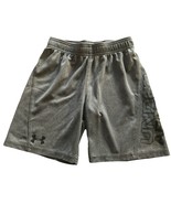 Under Armour Boys Shorts Size 6 Gray - $181.91 MXN