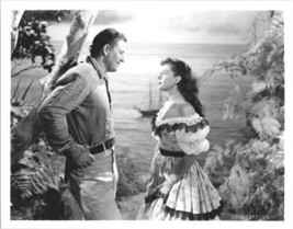 Wake Of The Red Witch 1948 John Wayne Gail Russell vintage 8x10 photo - £11.88 GBP