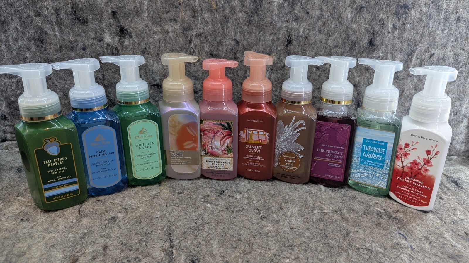 10 New Bath And Body Works Foaming Hand Soap - Mixed Lot - $54.99