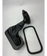 00-05 Monte Carlo Impala Gear Floor Shifter KNOB Shift Lever Handle &amp; Bo... - $889.87 MXN