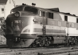 Maine Central Railroad MEC #707 E7A Electromotive Train B&amp;W Photo Portland - £7.65 GBP