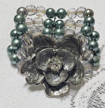 Gray Enamel Flower Three Strand Bracelet on Stretch String - $5.00