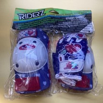 NWT Riderz Street Shred Kids Bicycle Gloves Knee elbow pads Set Purple 3+ - $14.89