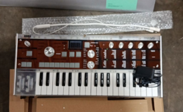 Korg microKORG  Synthesizer 37-key with microphone - $360.33 CAD