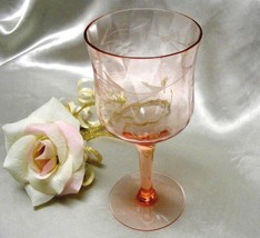 1629 Antique Floral Daisy Etched Optic Panel Water Goblet - $16.00