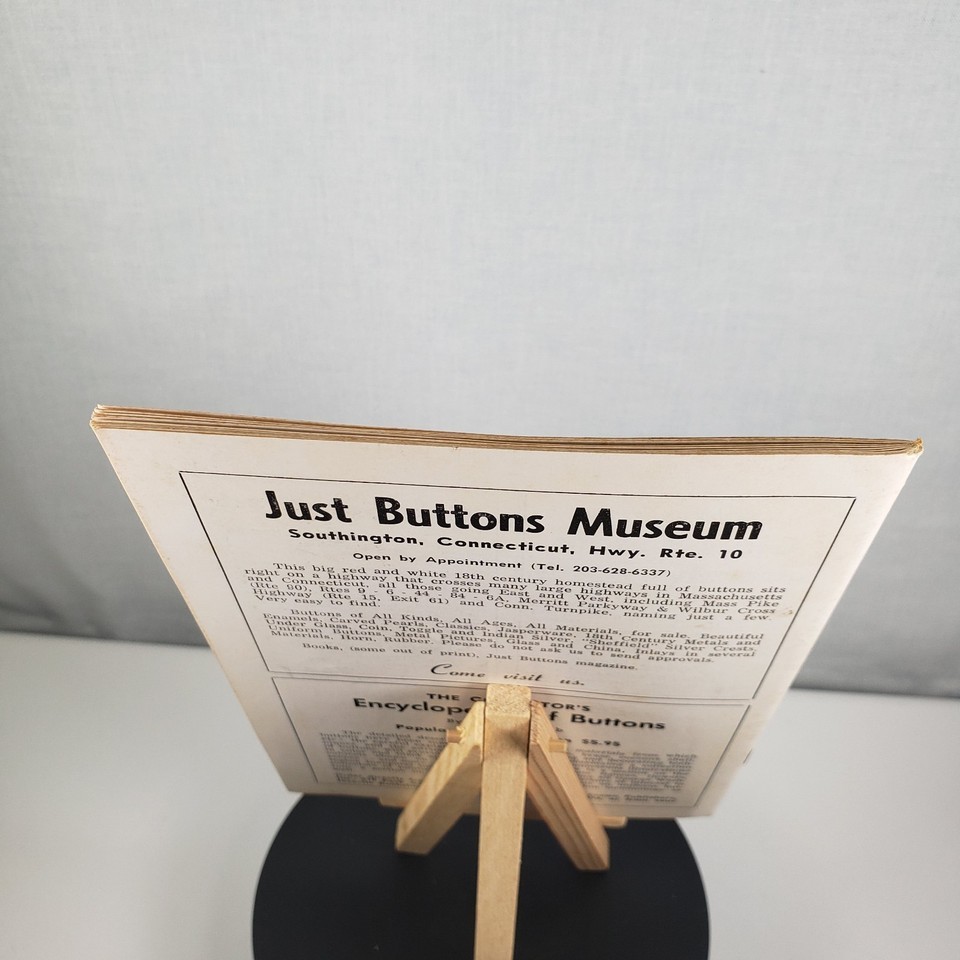 Just Buttons May 1972 "The Button Collectors' Magazine" Vol 30 No. 8 Item image 7
