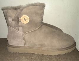 Ugg Mini Bailey Button Ii Caribou Sheepskin Suede Women&#39;s Boots Size Us 9 - £55.15 GBP