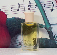 White Shoulders Perfume 0.25 FL. OZ. NWOB. By Elizabeth Arden. - $49.99