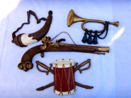 Vintage Sexton Aluminum Wall Mount 4 P Set Pistol Powder Horn Trumpet Drum - £18.58 GBP