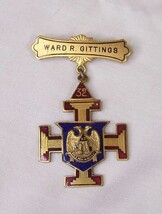 VINTAGE SCOTTISH RITE 32ND DEGREE MASONIC CROSS MEDAL BADGE WARD GITTINGS - £39.41 GBP