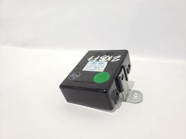 Sunshade Control Module PN: 958603N000 OEM 2011 2012 2013 Hyundai Equus - $17.62