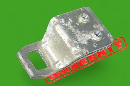 Oem 03-2006 Mercedes R230 SL500 Latch Striker Bracket Mount OEM - $15.00