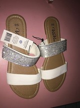 veedee sandals 5/6 with rhinestone accents White - £17.08 GBP