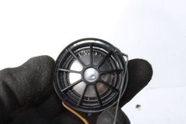 04-10 BMW E60 SIDE DOOR TWEETER SPEAKER C1037 image 5