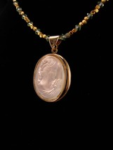 Vintage Victorian style necklace - Vintage cameo locket - iridescent face - keep - £75.66 GBP