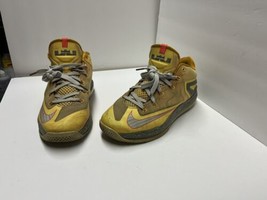 Nike Air Max Lebron XI 11 Low 642849-800 Yellow Basketball Shoes Sneakers Size 9 - £31.14 GBP