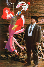 Who Framed Roger Rabbit Bob Hoskins 18x24 Poster - $23.99