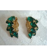 Vintage Rhinestone Clip Earrings ~ Emerald Green ~ Gold-tone - £4.71 GBP