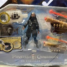 Pirates of the Caribbean Blackbeard  On Stranger Tides Battle Pack Lot De Combat - £30.62 GBP