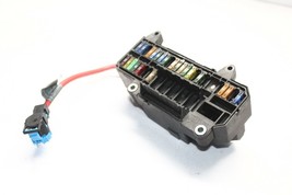 2002-2005 BMW E65 745i 745Li TRUNK REAR FUSE BOX P6818 image 5