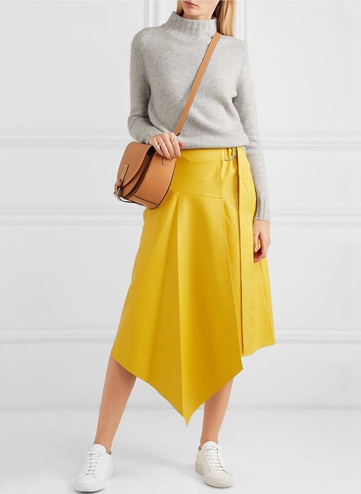 Kate Middleton Inspired Grey High-neck Knit Wool Sweater in Super Soft Yarn Item image 2