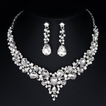 Delicate Women Austrian Crystal Jewelry Sets 16 Colors For Bridal Wedding Neckla - £34.61 GBP