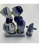 Delft Hand Painted Kissing Boy Girl Figurines Blue White Tiny Windmill H... - $19.80 CAD