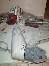 Hasbro Star Wars Millennium Falcon Spaceship  C-001C/B3678 - £48.48 GBP