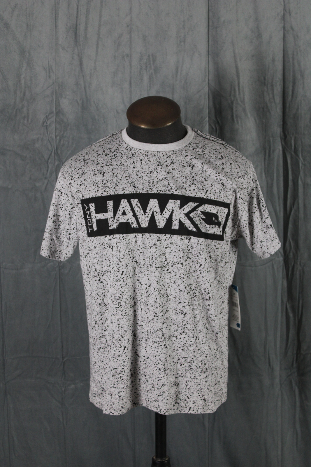 Skateboard Shirt - Tony Hawk Hawk Brand Concrete Graphic - Men&#39;s Large - $39.00