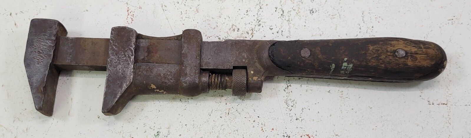 *PV28) Vintage 15&quot; Tool Heavy Duty Adjustable Monkey Wrench - $9.89