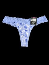 NWT MAIDENFORM WOMEN&#39;S FEELING SEXY PERIWINKLE AND FLORAL THONG SIZE LARGE  - $11.00