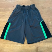 Youth Boys Size Small 8 Spalding Gray Green Athletic Basketball Shorts EUC - £11.83 GBP