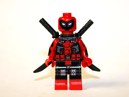 Ultimate Deadpool Marvel Comic Minifigure