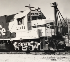 Atchison Topeka &amp; Santa Fe Railway Railroad ATSF #2341 GP38U Electromotive Photo - £7.58 GBP