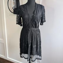 Haute Monde Women’s Black Lace Sheer V-Neck Dress Size Medium - $29.24