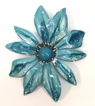 Vintage Aqua Blue &amp; White Enamel Flower Power Brooch Pin 3&quot; Mod Shows Wear - £12.76 GBP