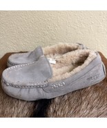 UGG Ansley $100 Moccasin Slippers Loafer Womens 7 Grey Cozy Lounge Suede... - $38.68