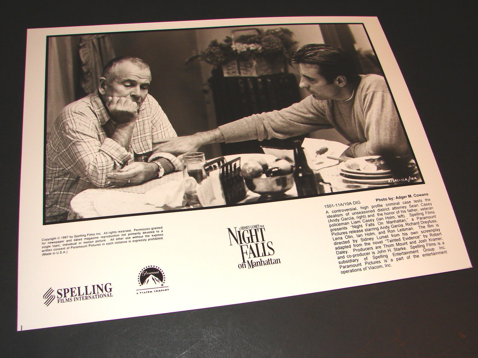 1997 Movie NIGHT FALLS ON MANHATTAN Press 8x10 Photo Andy Garcia Ian Hol... - $9.95