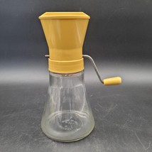 Vintage Androck USA Glass &amp; Mustard Yellow Nut Spice Grinder Hand Crank - £9.14 GBP