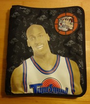 Vintage Michael Jordan Space Jam 3 Ring Binder Zip Taz Bugs Stuart Hall Pocket - £23.97 GBP