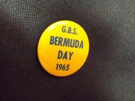 Glenbrook South High School (GBS) 1965 BERMUDA DAY Pin - £22.38 GBP