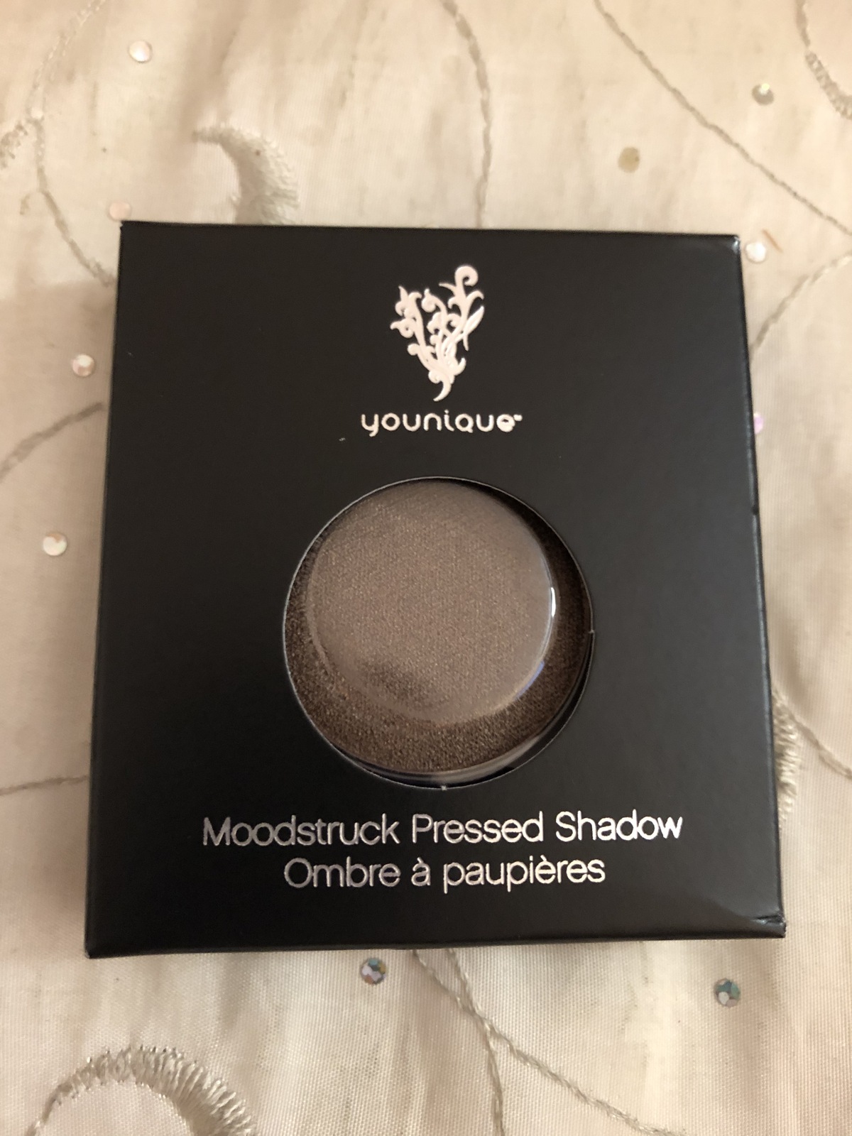 Younique Moodstruck Pressed Shadow Refill DELICIOUS With Compact - $17.95