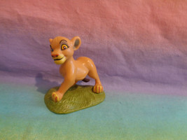 Disney The Lion King Simba PVC Figure or Cake Topper on Green Grass Base - £2.31 GBP