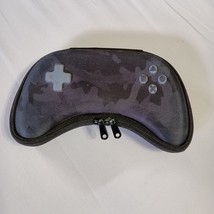 LockerMate Storage Case Camo Video Game Controller Pattern Zippered Pouch - $163.68 MXN