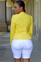 White Denim Destroyed Bermuda Shorts - $356.22 MXN