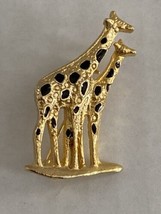 Vintage Mother And Baby Giraffe Safari Gold Tone Brooch Pin - £7.85 GBP