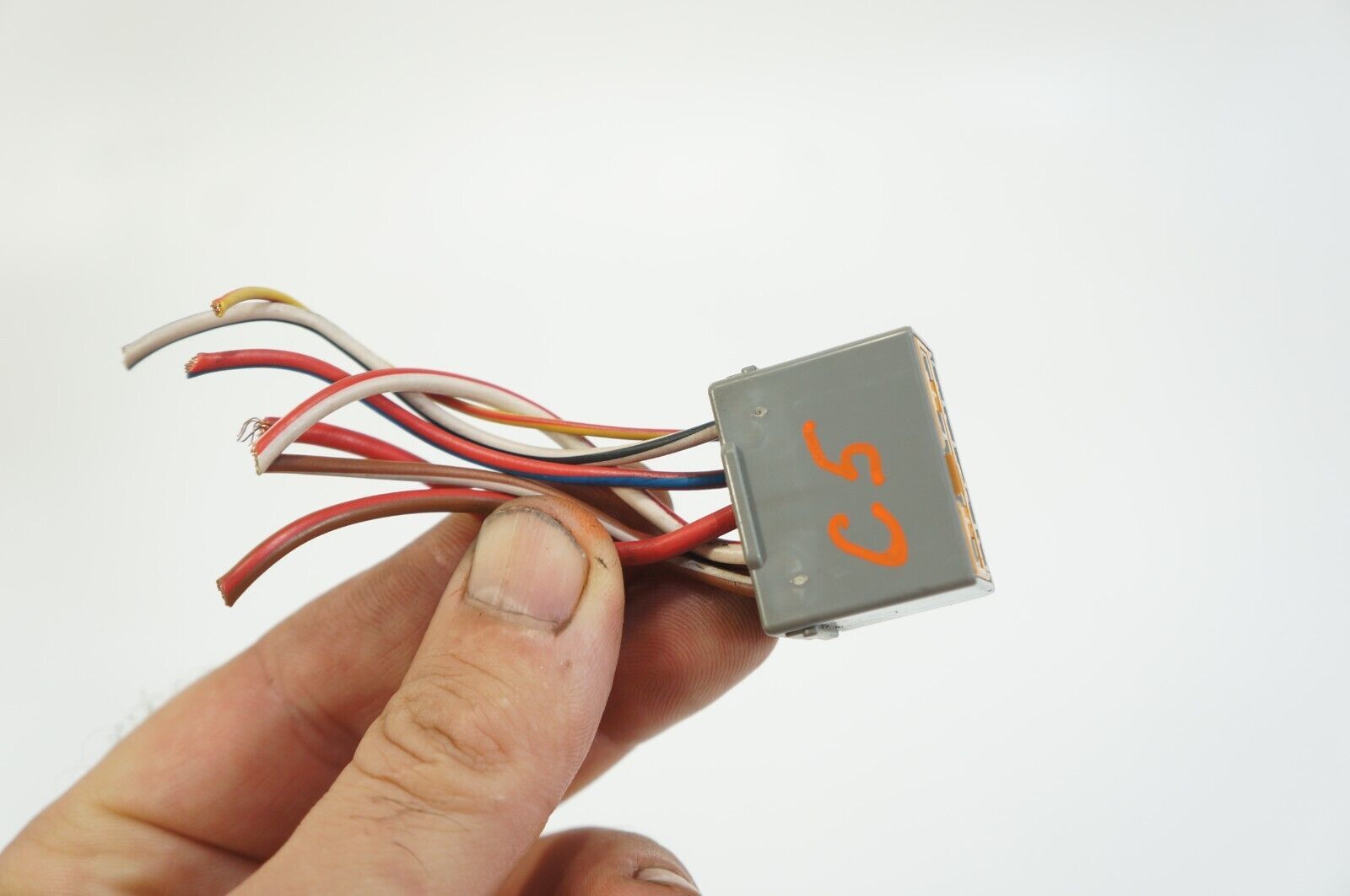 2010-2015 jaguar  XK 5.0l x150 front fuse box plug connector pig tail C5 - $25.00