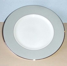 Wedgwood Vera Wang Vera Chantilly Lace 9&quot; Accent Lunch Plate Pearl Gray ... - $25.90